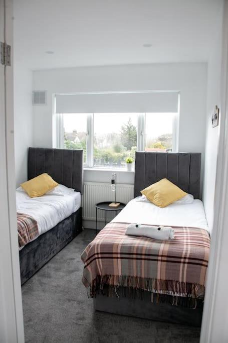 Stylish Retreat In Leigh-On-Sea Apartman Southend-on-Sea Kültér fotó