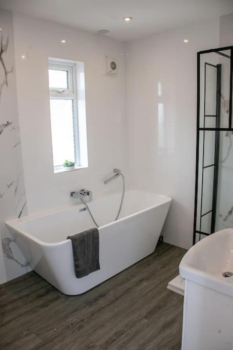 Stylish Retreat In Leigh-On-Sea Apartman Southend-on-Sea Kültér fotó