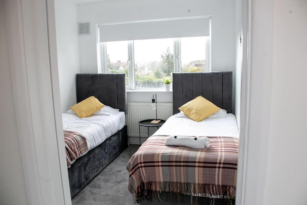 Stylish Retreat In Leigh-On-Sea Apartman Southend-on-Sea Kültér fotó